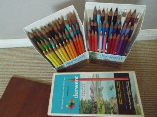 Rare Vintage Cumberland Derwent England 1972 No.  19 Color Pencil Set Of 70