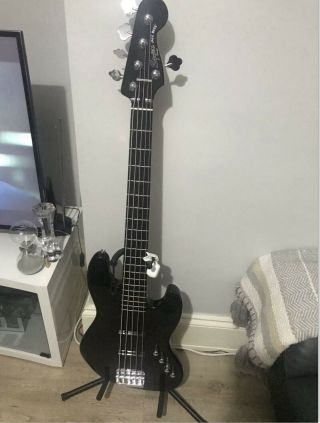 Fender Squier Deluxe Active Bass V 5 - Strings - Rare Black & Silver