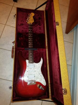 Fender Squier Deluxe Classic Vibe Stratocaster Rare W/case